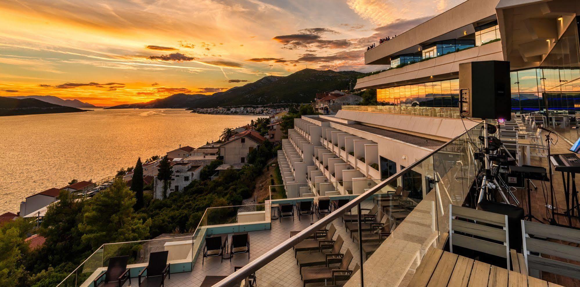 Grand Hotel Neum Buitenkant foto